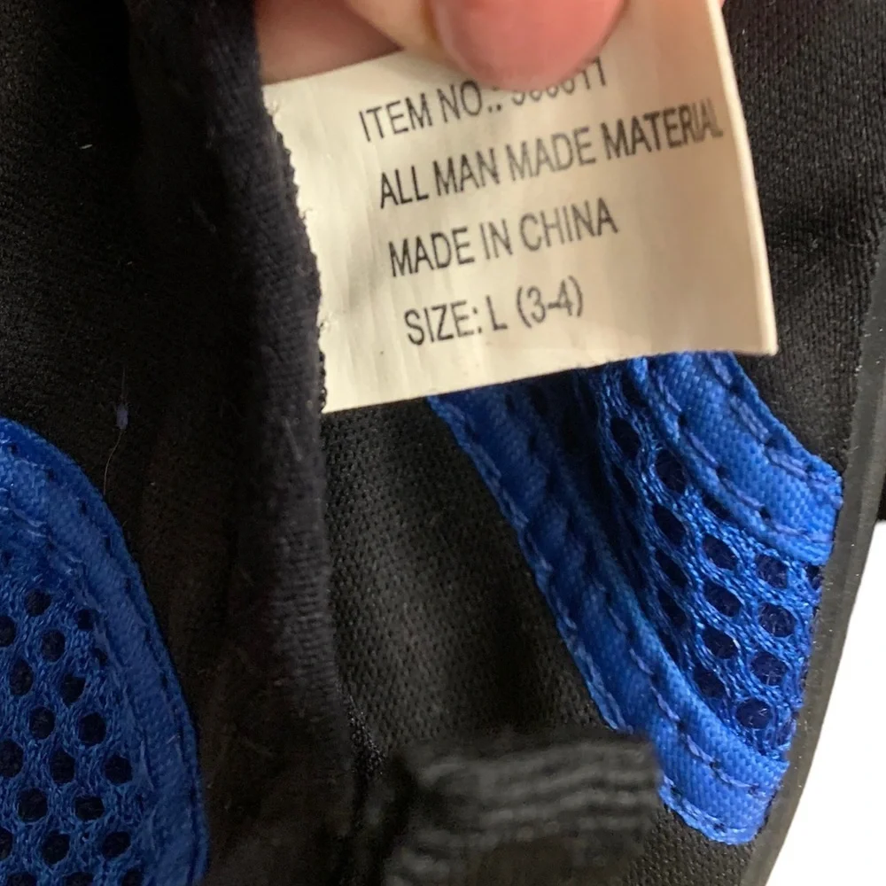 Boys Blue Black Water Shoes Size 3-4 L Swim Shoes